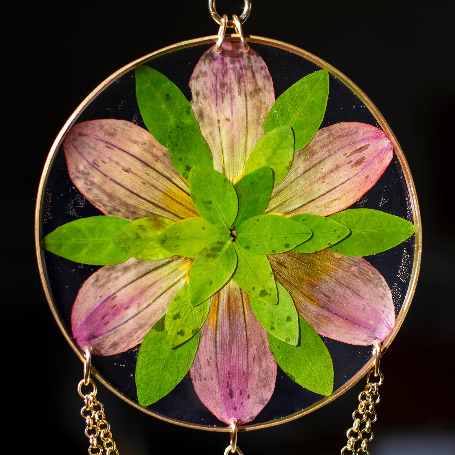 Sun Catcher - 4" Beaded Dahlia & Vinca Leaf