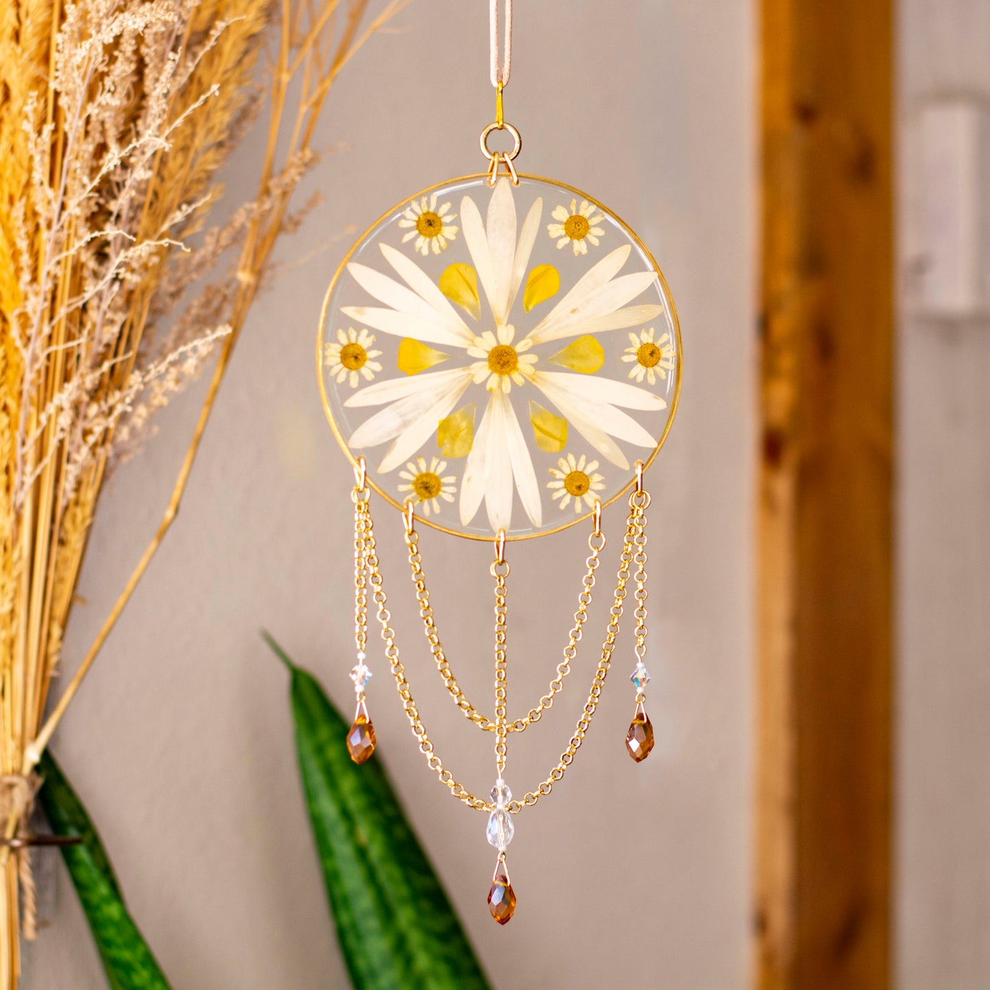 Sun Catcher - 4" Beaded Gerbera Daisy, Ranunculus & Chamomile