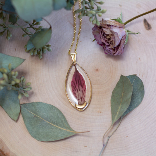 Alstroemeria & Moon Necklace