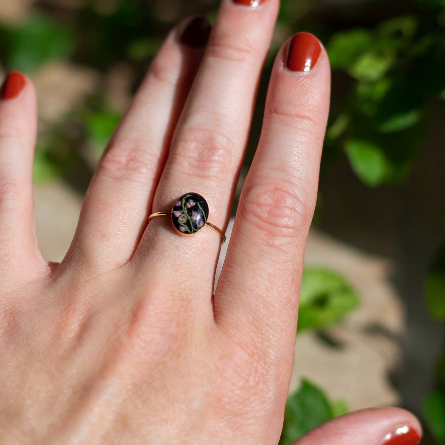 Black Tarmarisk Flower Ring - Size 7