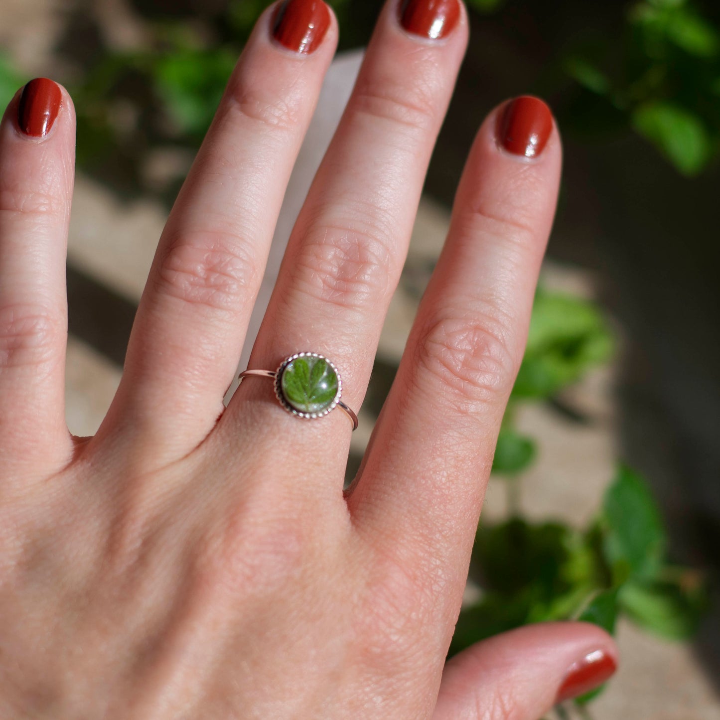 Dasiphora Leaf Ring - Size 7